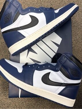 Jordan 1 Retro High OG Midnight Navy/White/Black Men's Sneakers